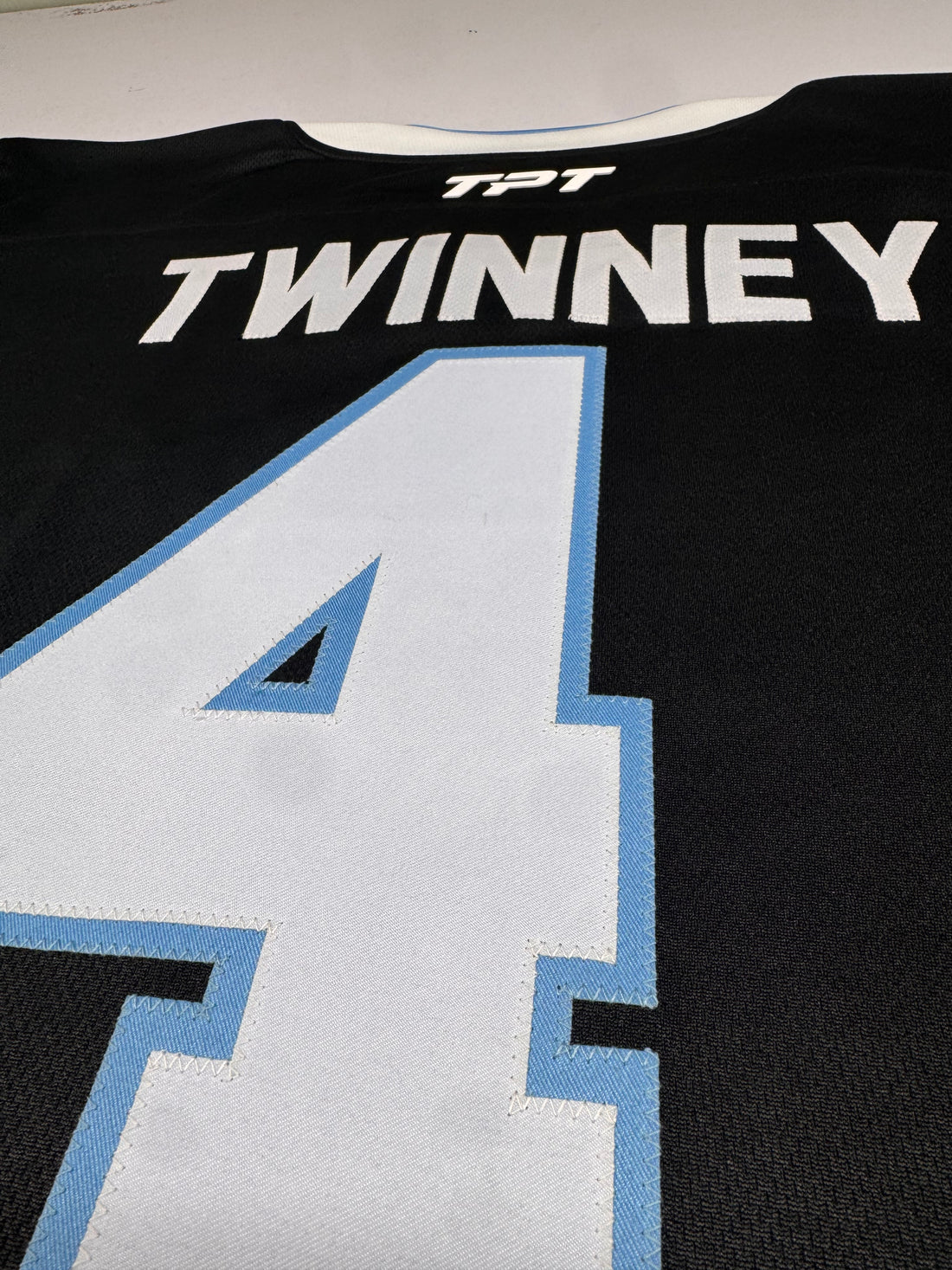 Custom team embroidered hockey jerseys for clubs and leagues
